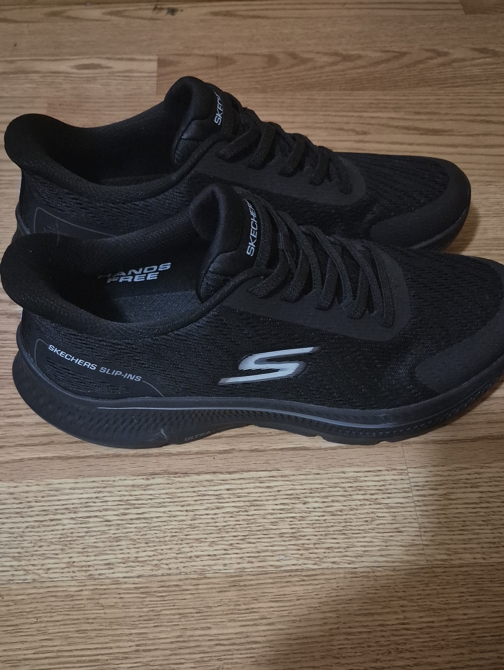 Skechers Men’s Black Athletic Slip-In Sneakers with Gray Logo